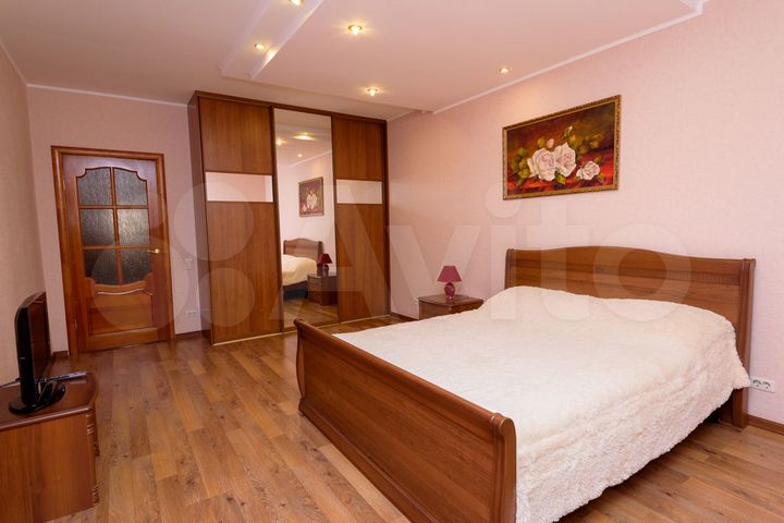 2-к. квартира, 85 м², 7/14 эт.