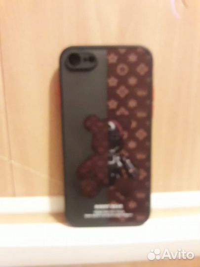 Продам айфон 7