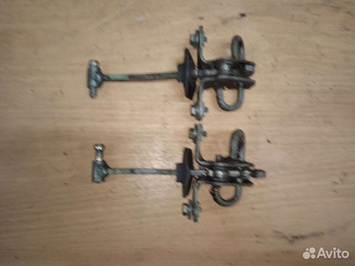 Ограничитель открытия двери BMW E28 бмв 5 E28