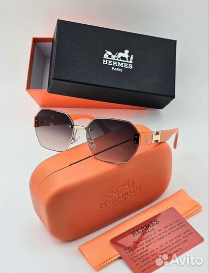 Солнцезащитные очки Hermes