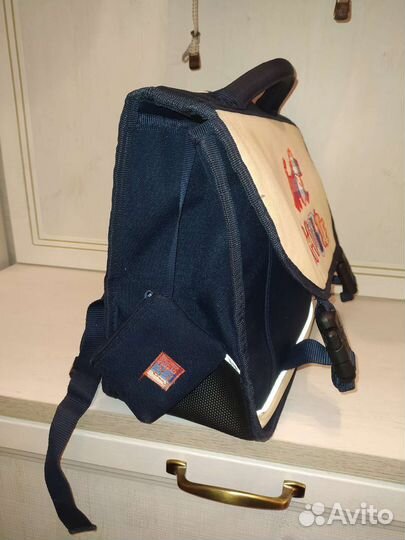 Рюкзак школьный