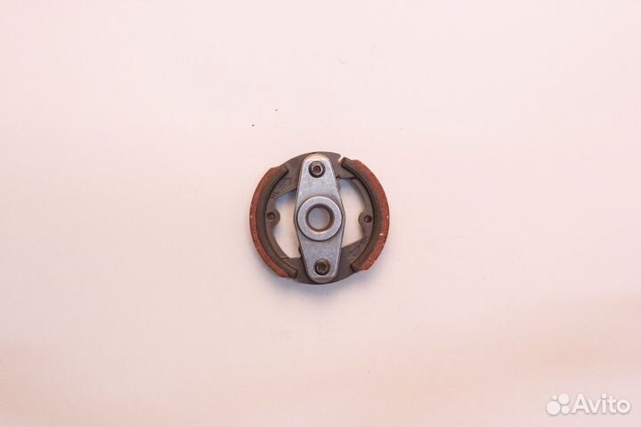 Сцепление центробежное двухколодочное стандарт 049