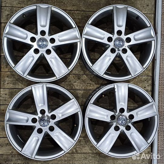R16 5x114.3 - Toyota