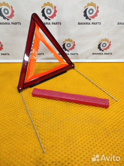 Знак аварийной остановки Mercedes Cls W219 3.5