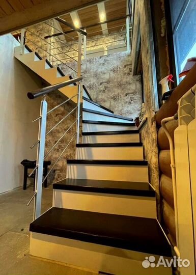 Лестницы г-образные