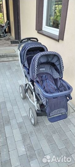 Коляска для двойни/погодок Peg perego