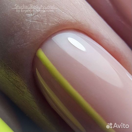 Маникюр с покрытием гель лаком