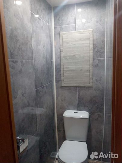 Ванна туалет пластиковыми панелями