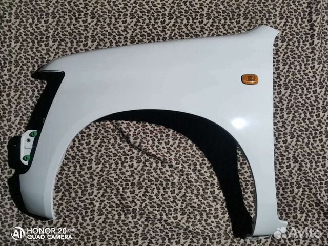 Крыло левое toyota probox