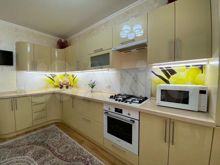 2-к. квартира, 67,7 м², 3/7 эт.