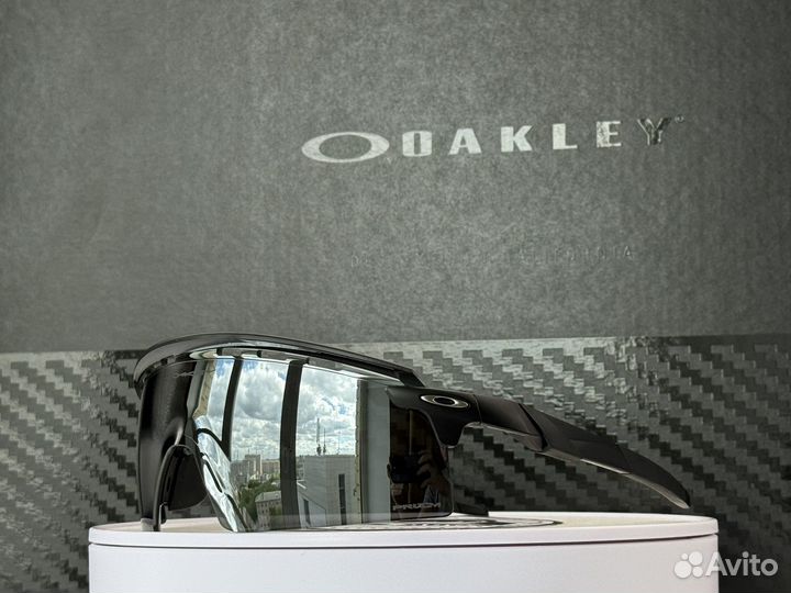 Солнцезащитные очки Oakley Encoder Strike Black