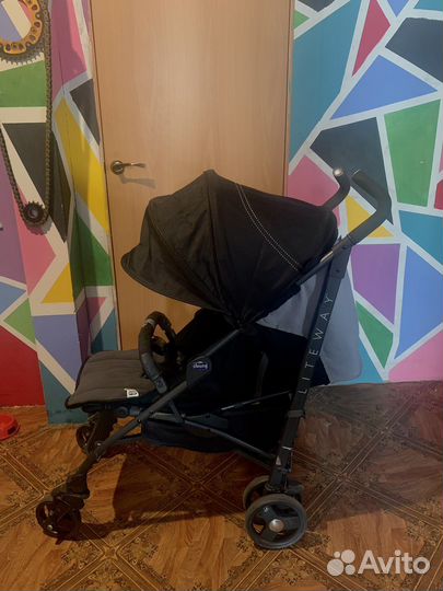 Прогулочная коляска трость