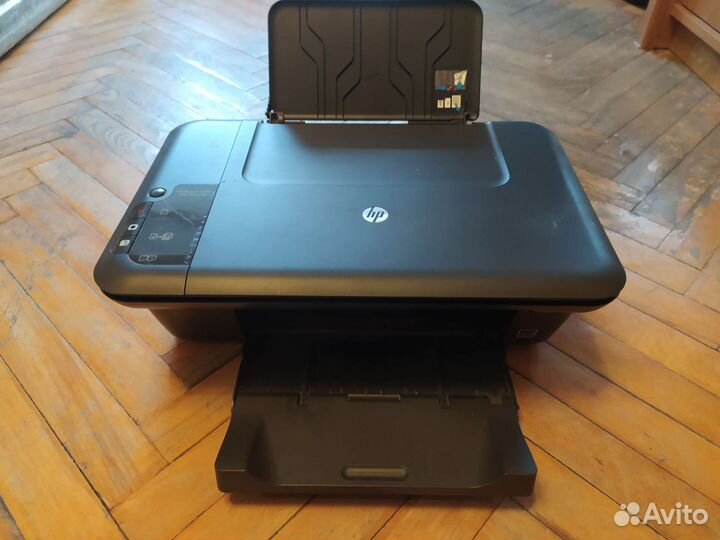 Цветной струйный мфу HP Deskjet 2050