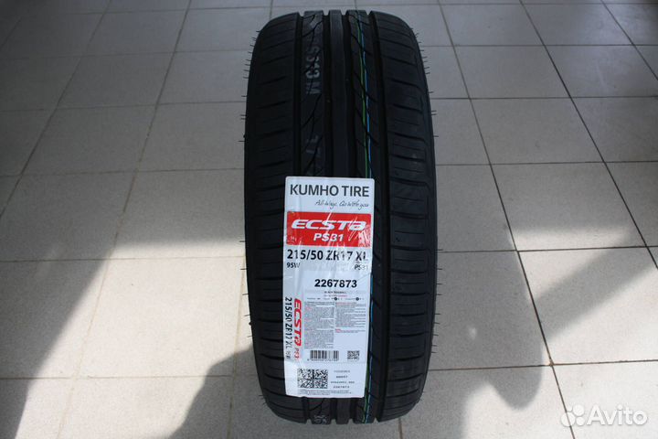Kumho Ecsta PS31 215/50 R17 95W