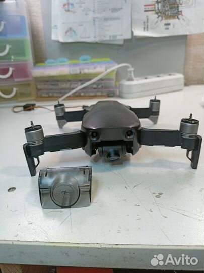 Квадрокоптер dji mavic air