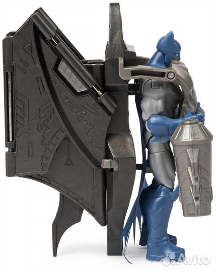 Batman с трансформирующимися крыльями