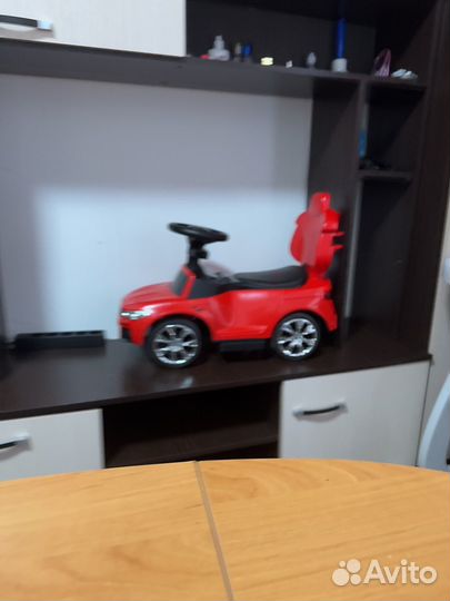 Машина каталка bmw