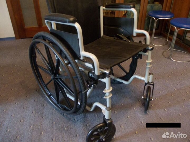Кресло-коляска для инвалидов Xeryus-110, новая