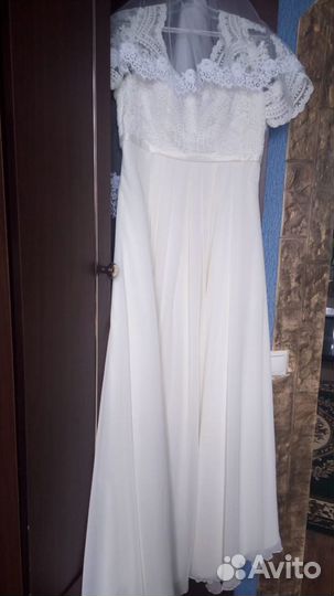 Свадебное платье