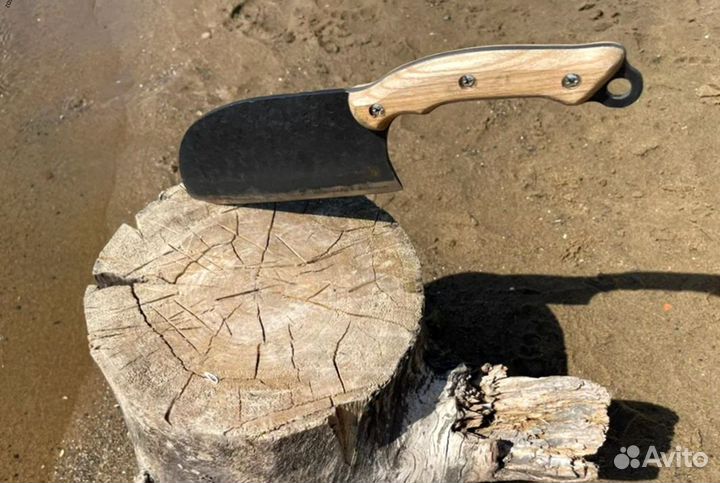Топор кованый