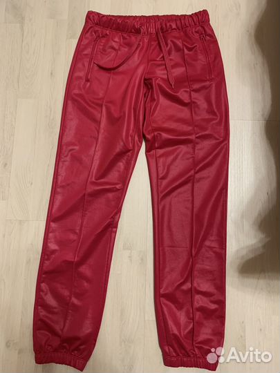 Спортивный костюм женский