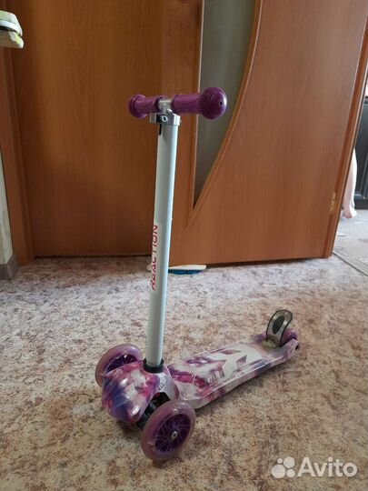 Самокат детский трехколесный бу