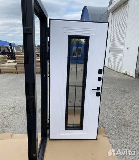 Дверь вхoдная «Английская решётка» Чёрная шагрень