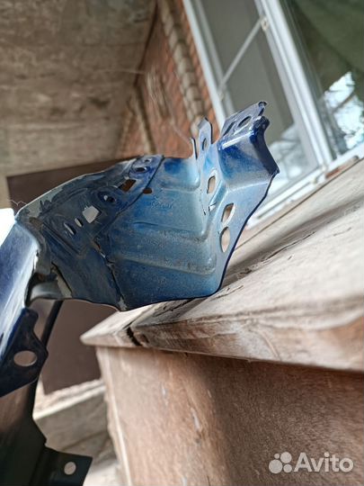 Крыло переднее правое ford kuga 2 (2015 г.)