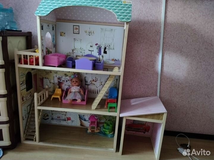 Домик кукольный
