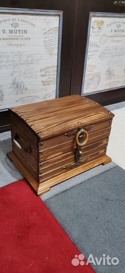 Хлебница-сундук