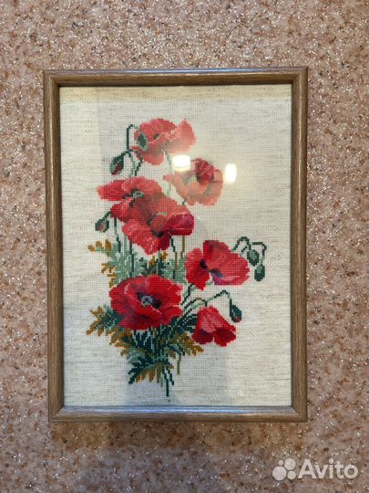 Картина вышитая в багете
