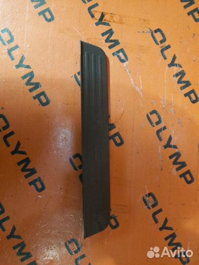 Накладка на порог задняя правая Toyota Allion