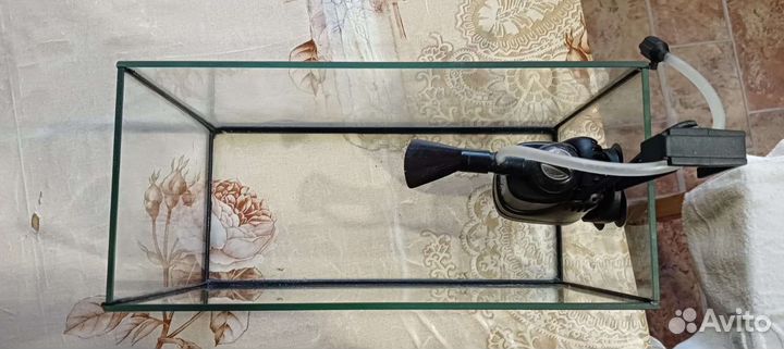 Аквариум с фильтром и светом