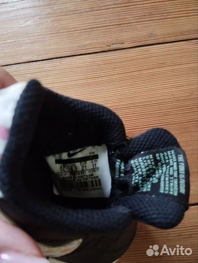 Кроссовки nike детские оригинал размер 5с, 21