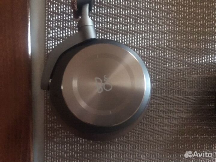 Беспроводные наушники bang olufsen H8