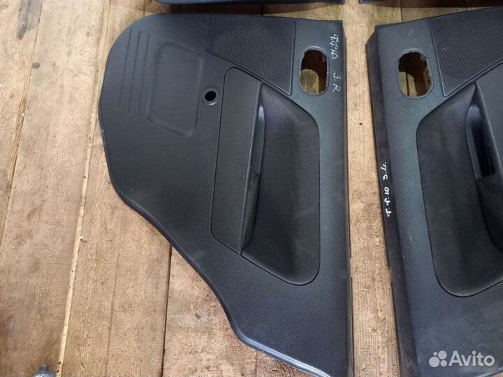 Карта двери Ford Fusion хэтчбэк 1 2005