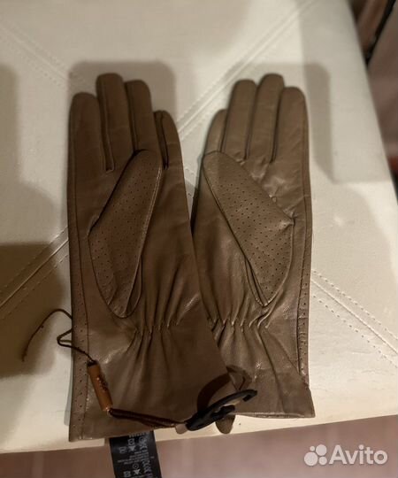 Перчатки женские кожаные новые 6.5