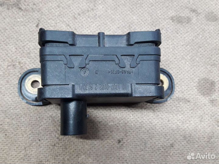 Датчик ускорения Porsche cayenne 958