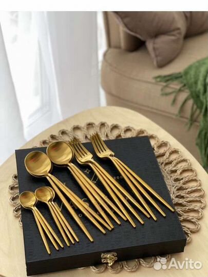 Набор столовых приборов