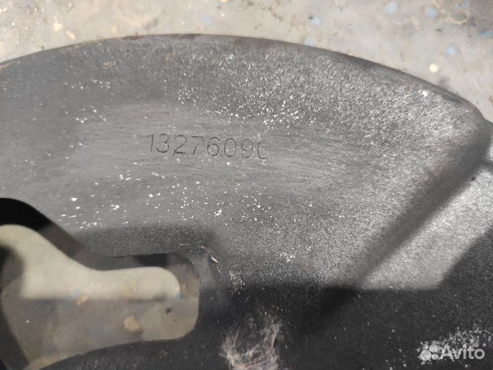 Пыльник тормозного диска передний Saab 9-3 вагон