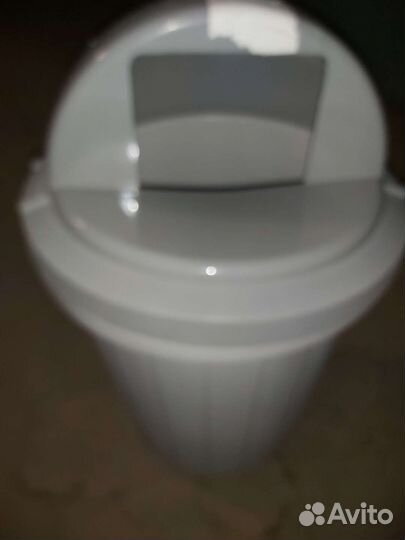 Мусорный бак 105л