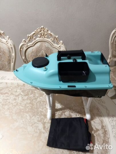 Прикормочный караблик