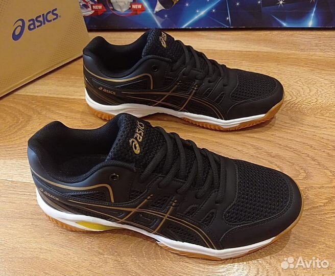 Кроссовки игровые Asics