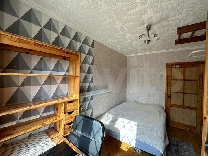 2-к. квартира, 44 м², 2/4 эт.