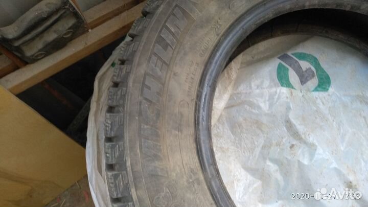 Michelin X-Ice North XIN2 185/70 R14 92T