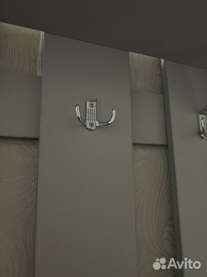 Вешалка в прихожую