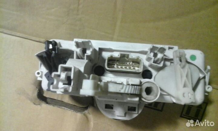 Блок управления отопителем Renault Megane II 200