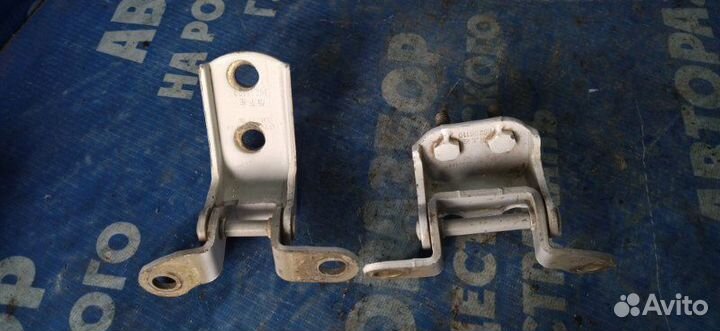 Петля двери Lifan Solano седан LF481Q3 2010