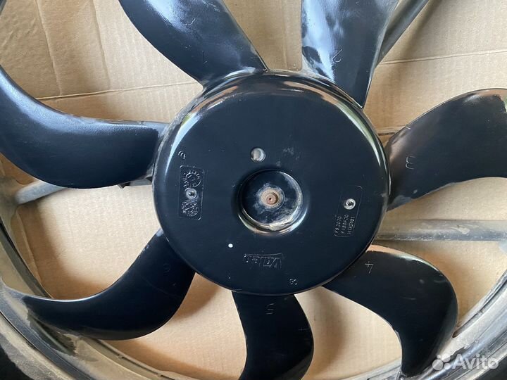 Вентилятор радиатора кондиционера Nissan Qashqai