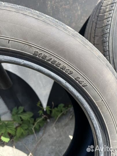 Yokohama BluEarth E70 215/55 R17 94V